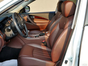 2013款 2.5L 兩驅(qū)尊雅版 2013款 2.5L 兩驅(qū)尊雅版