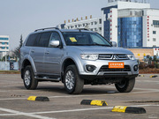 2013款 3.0L 自動(dòng)兩驅(qū)豪華型 2013款 3.0L 自動(dòng)兩驅(qū)豪華型