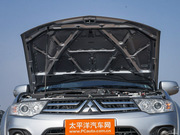 2013款 3.0L 自動兩驅(qū)豪華型 2013款 3.0L 自動兩驅(qū)豪華型