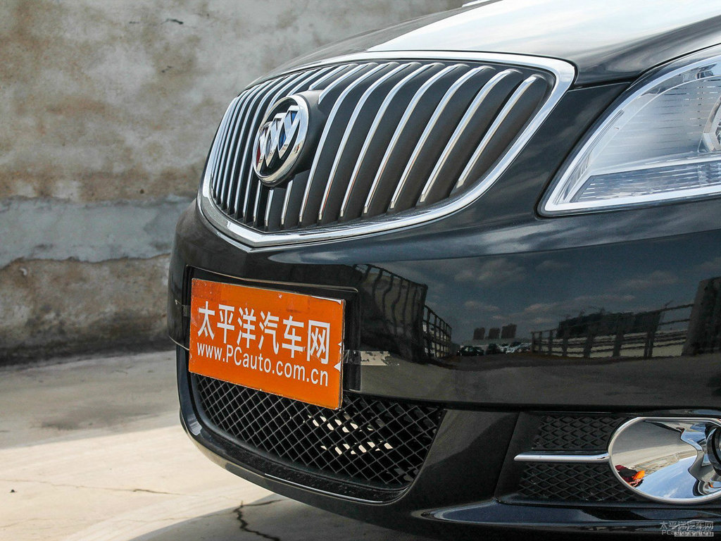 鋼琴黑英朗車頭外觀圖片