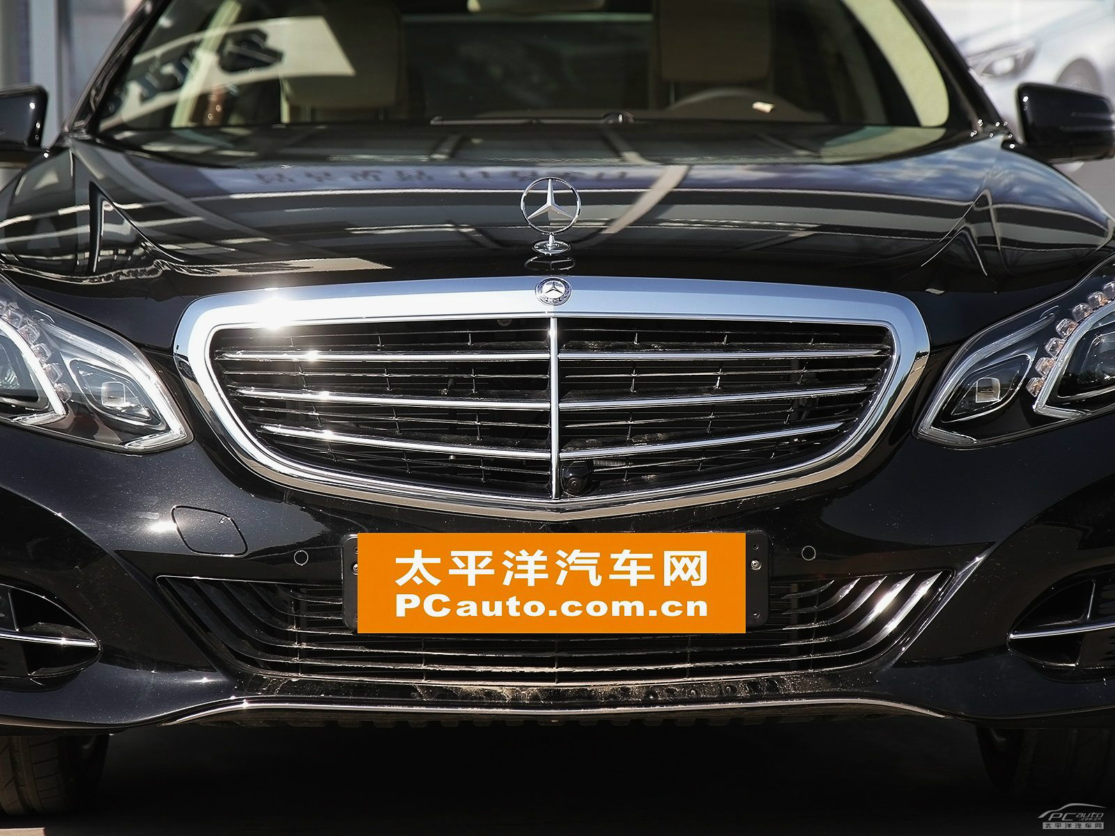 奔馳E級外觀高清大圖