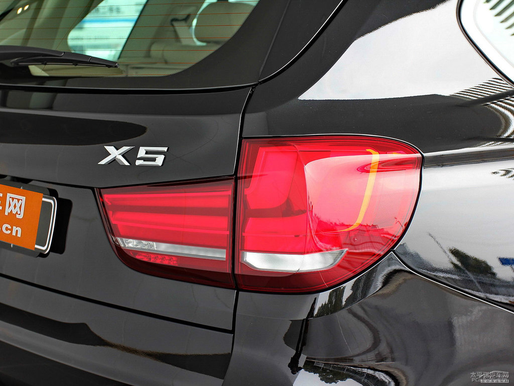 寶石青寶馬X5(進(jìn)口)車尾外觀圖片