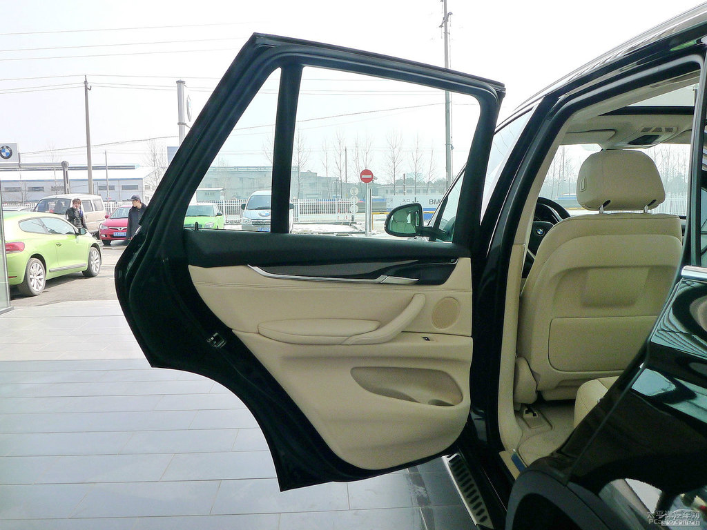 寶石青寶馬X5(進(jìn)口)車廂內(nèi)飾圖片