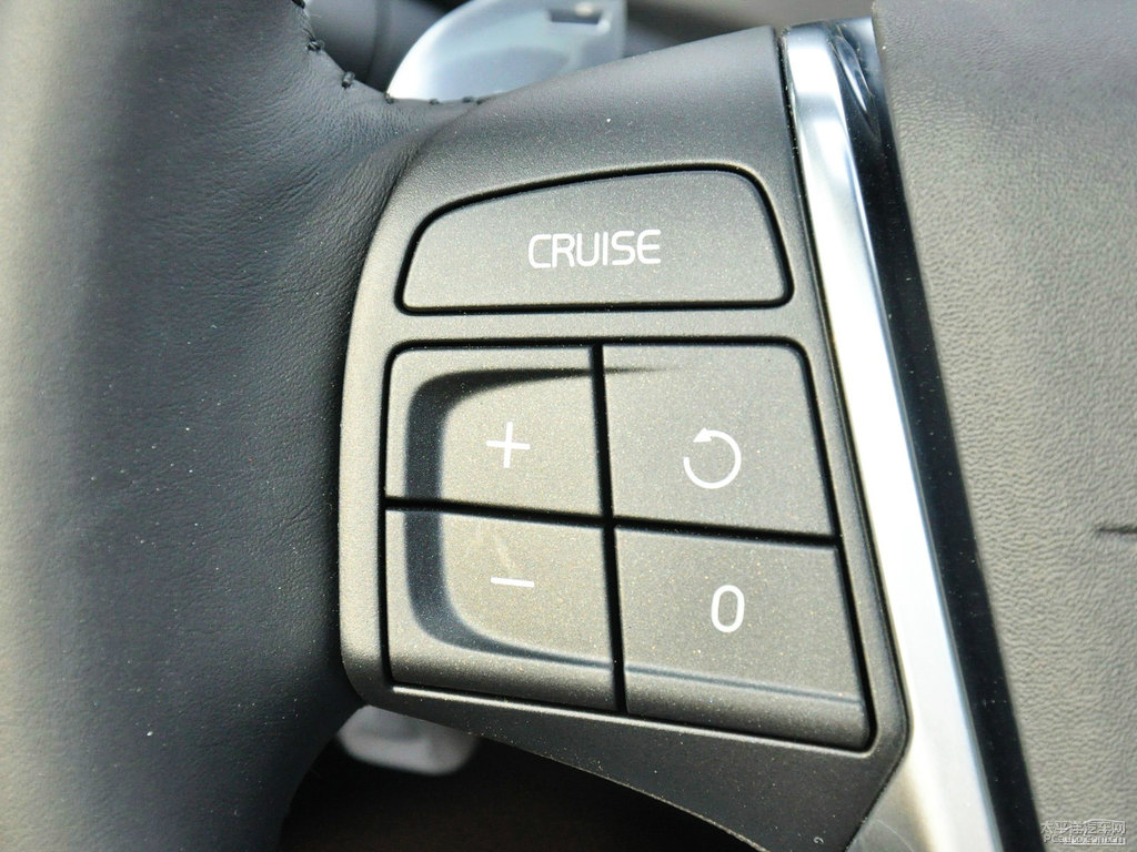 冰雪白沃爾沃V60中控內(nèi)飾圖片