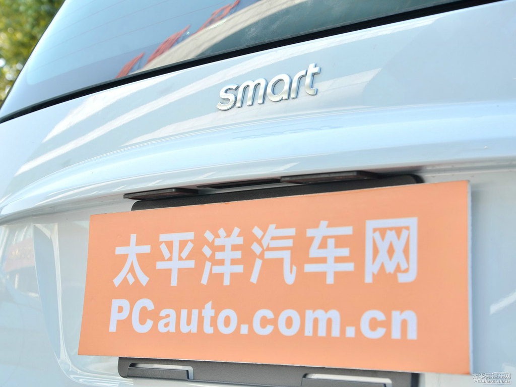 ɫsmart fortwo܇β^DƬ