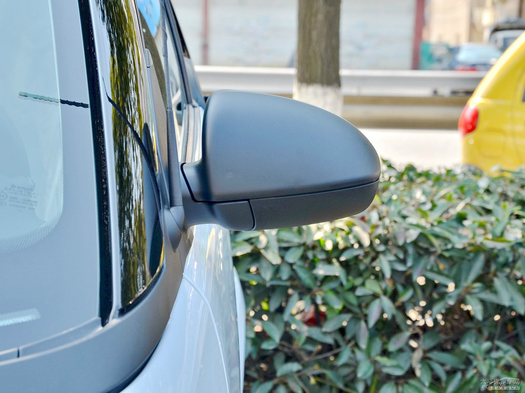 ɫsmart fortwo܇β^DƬ