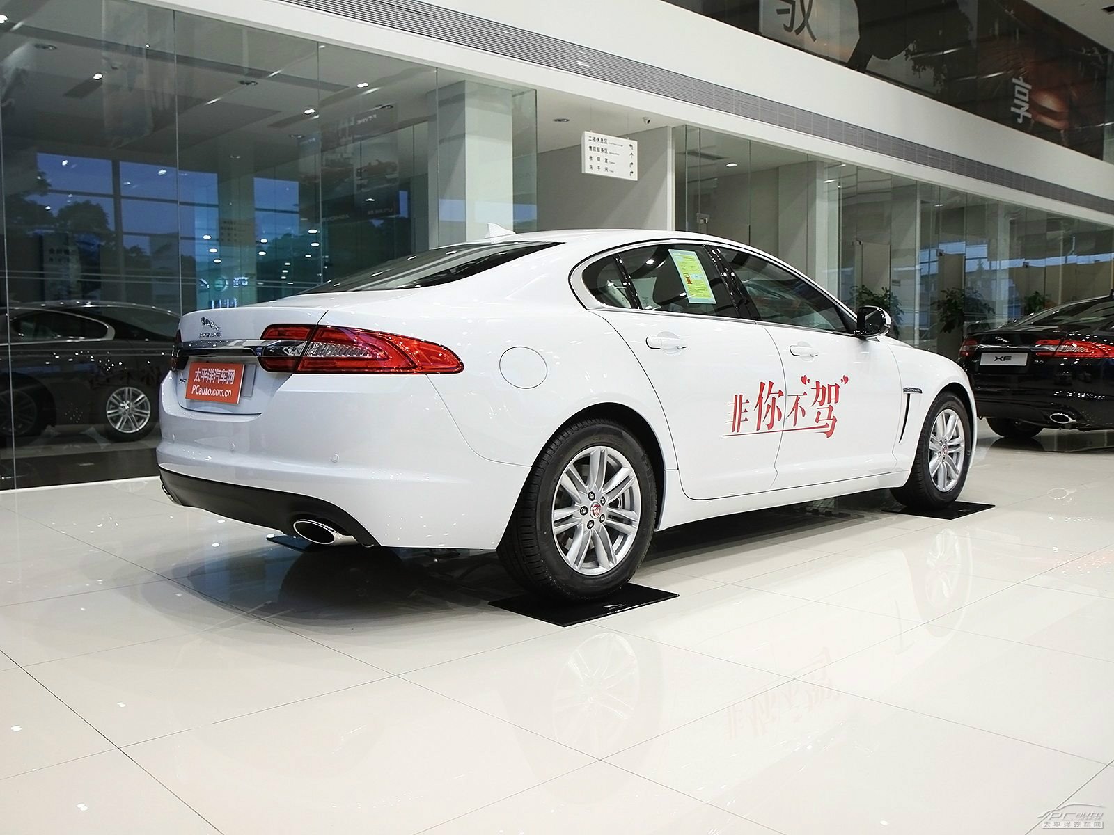 捷豹XF(進(jìn)口)外觀高清大圖