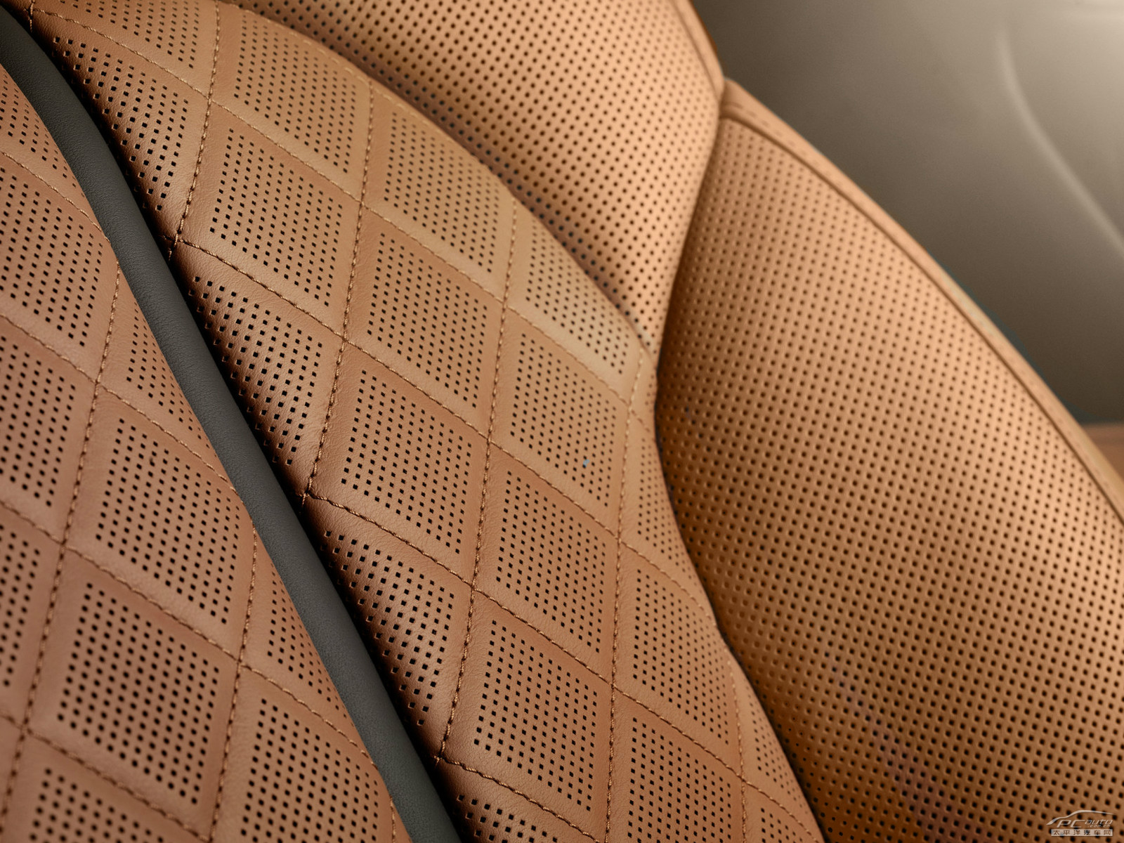 奧迪A8內(nèi)飾高清大圖