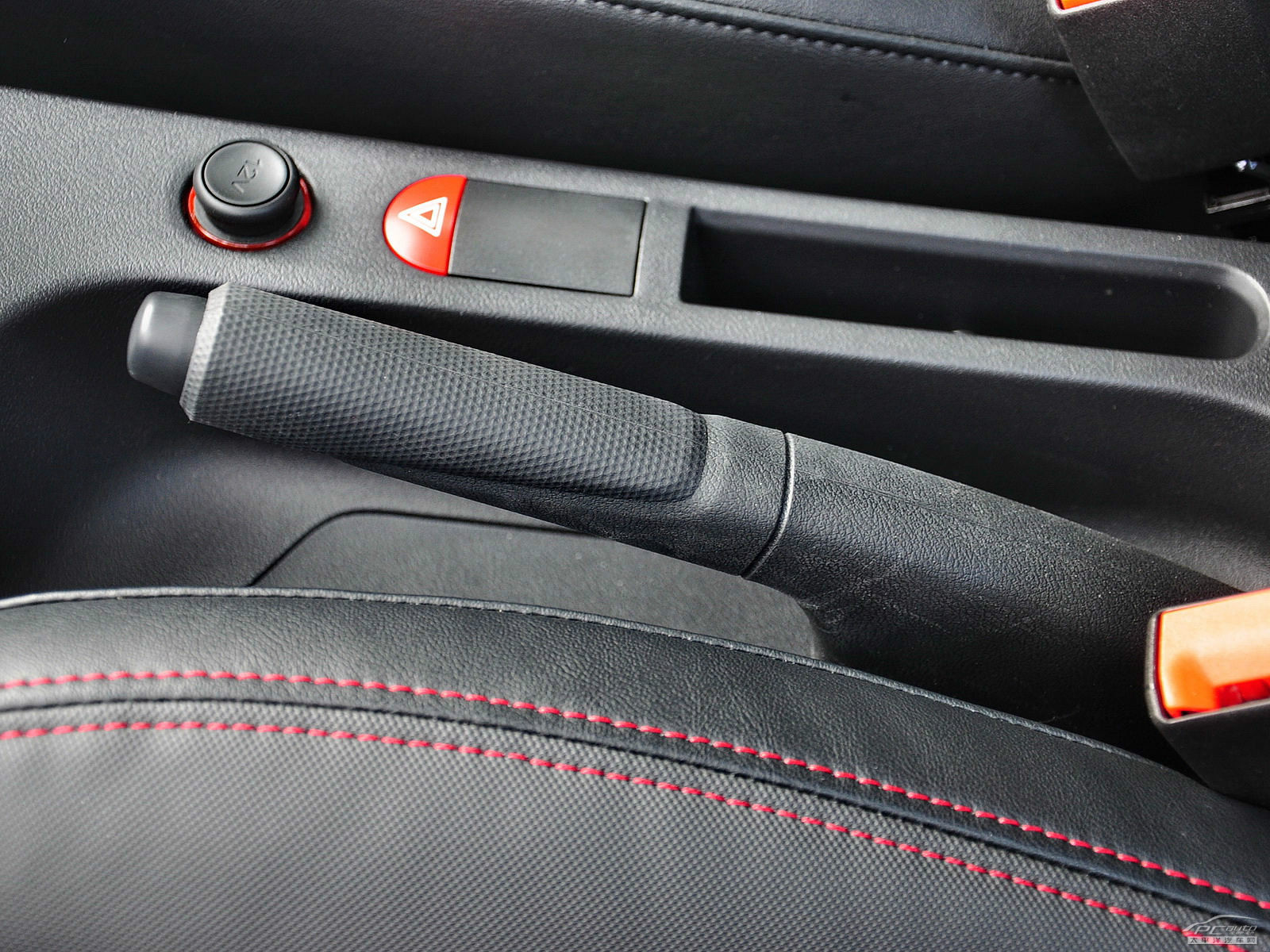 名爵3內(nèi)飾高清大圖