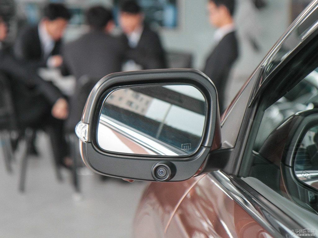 Kȼ{ǽݴ7 SUV܇^DƬ