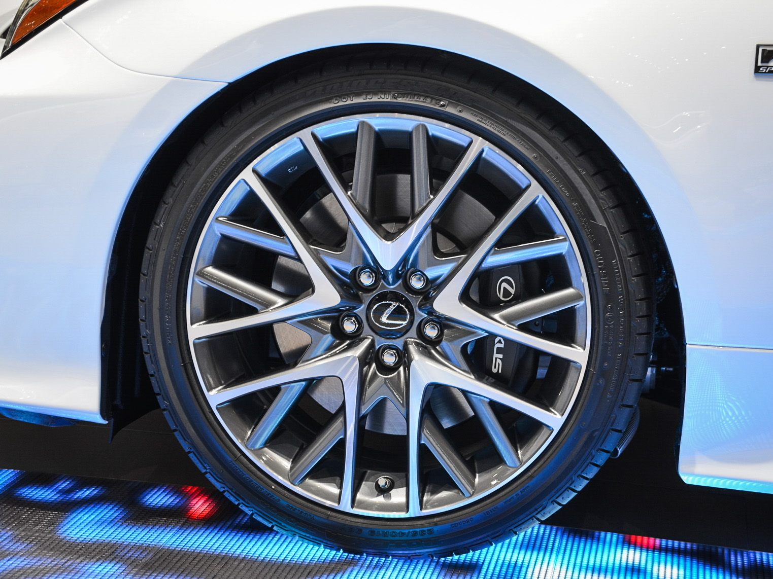 雷克薩斯RC F車展高清大圖
