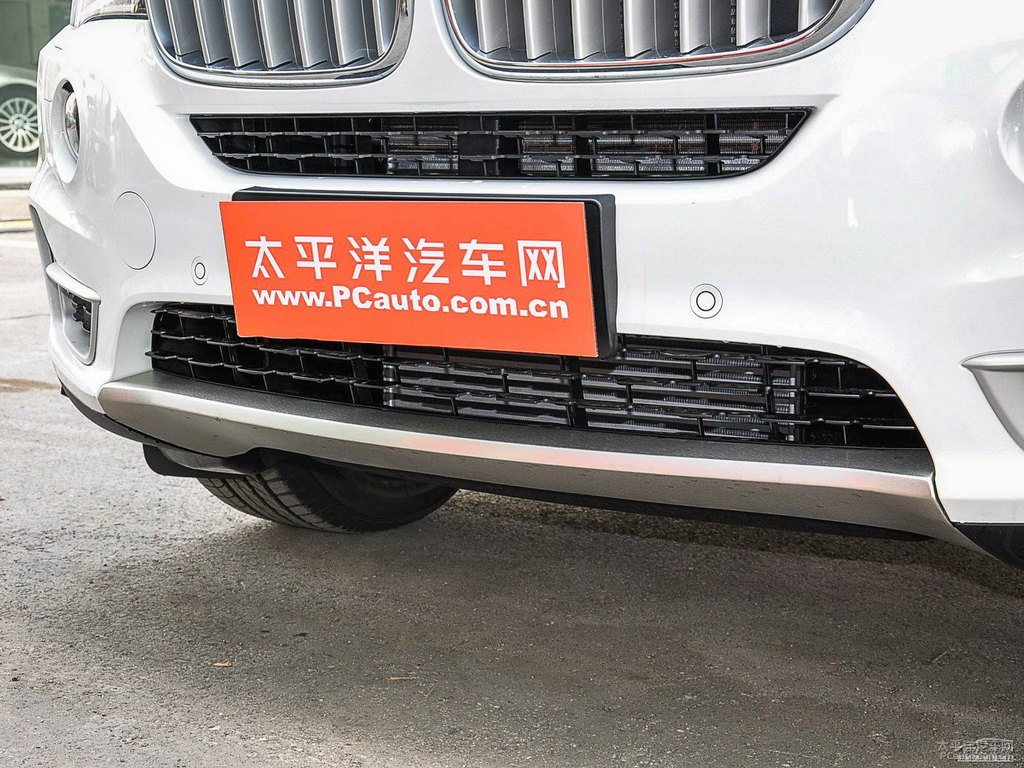 雪山白寶馬X5(進(jìn)口)車頭外觀圖片