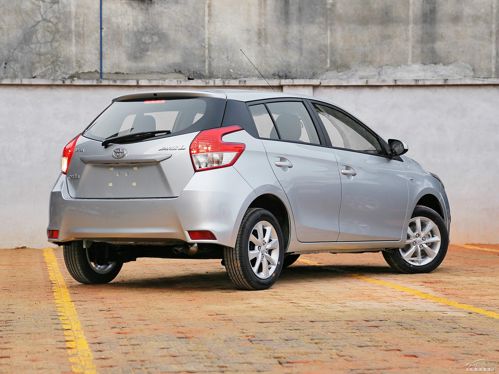 YARiS L 致炫外觀高清大圖