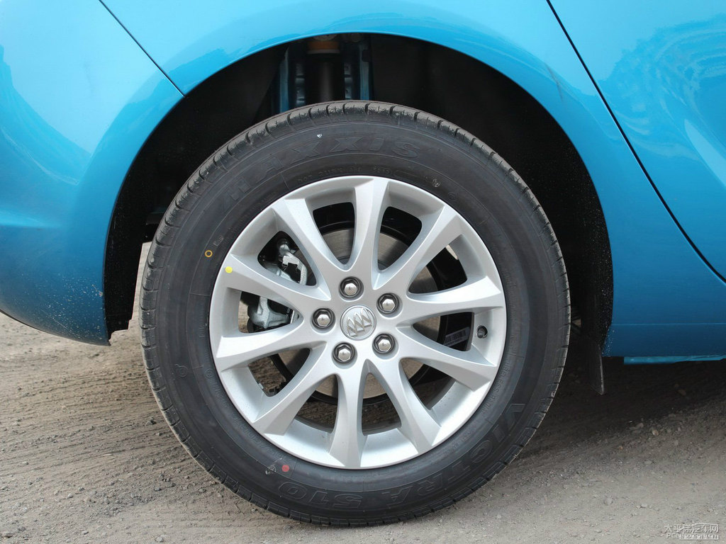 天際藍(lán)英朗車身外觀圖片