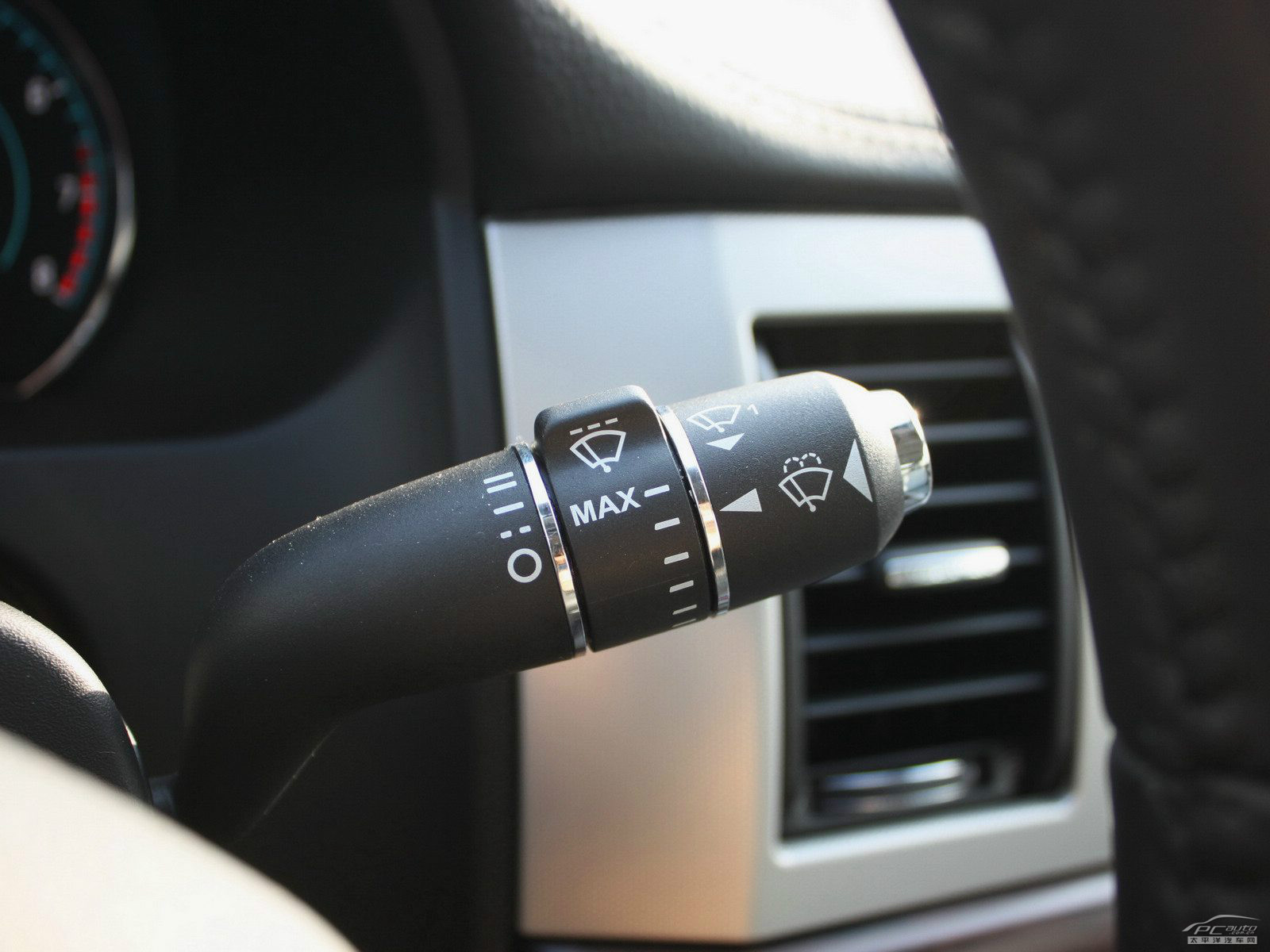 捷豹XF(進口)內飾高清大圖