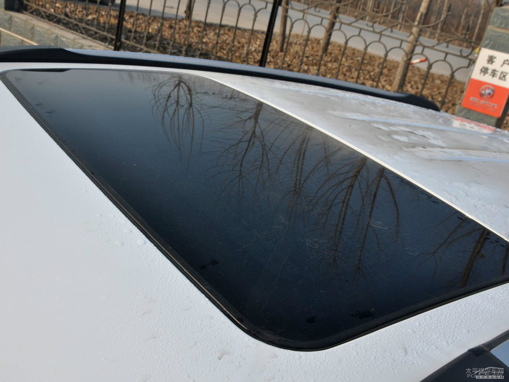 雪域白昂科拉車身外觀圖片