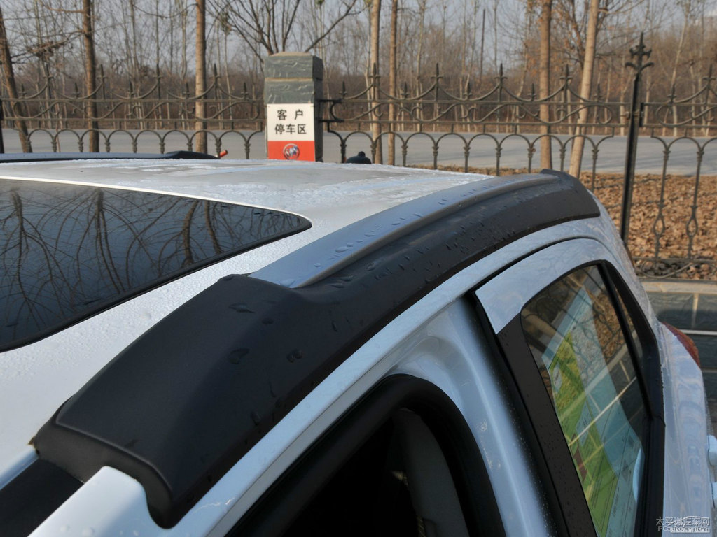 雪域白昂科拉車身外觀圖片