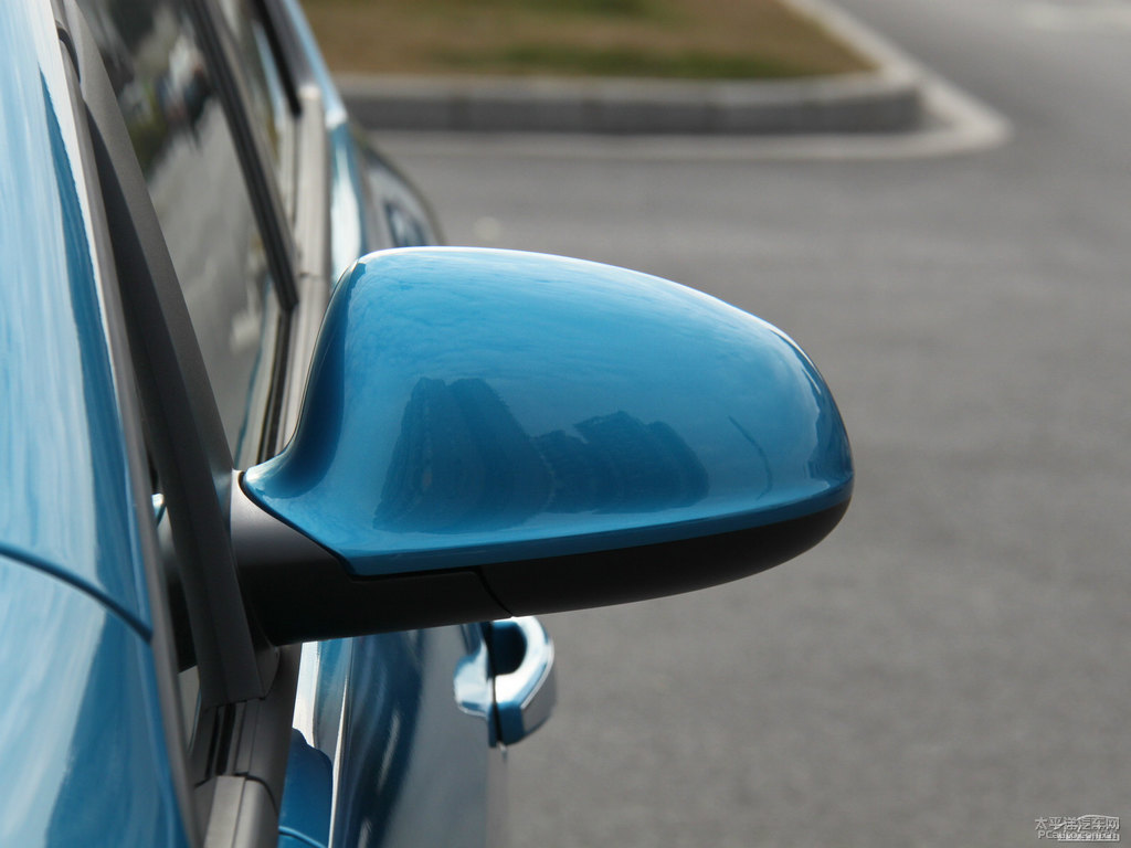 天際藍(lán)英朗車(chē)身外觀圖片
