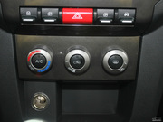 2014款 2.4L 手動四驅(qū)穿越版 2014款 2.4L 手動四驅(qū)穿越版