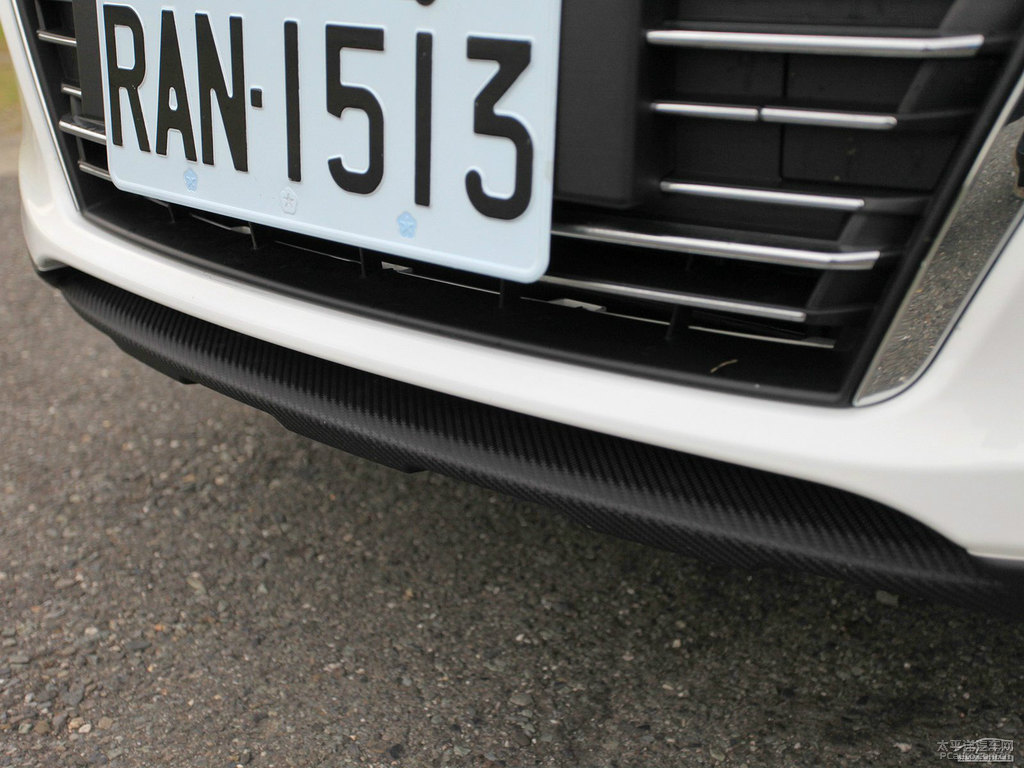 ɰ׼{ǽ݃(yu)6 SUV܇β^DƬ