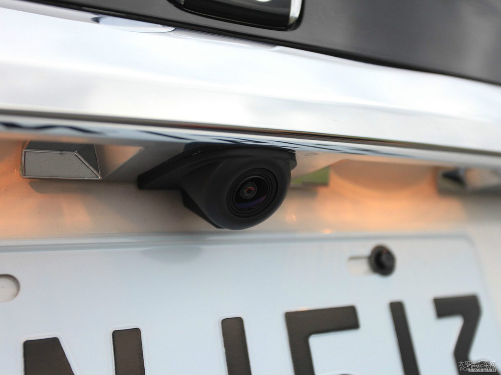 ɰ׼{ǽ݃(yu)6 SUV܇β^DƬ