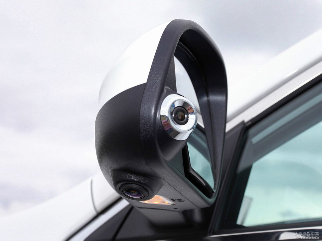 ɰ׼{ǽ݃(yu)6 SUV܇^DƬ