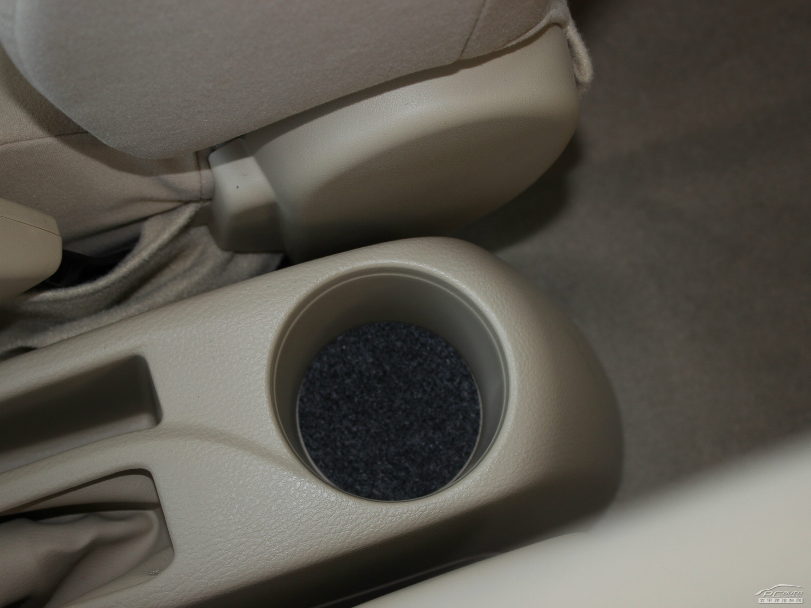 YARiS L 致炫空間高清大圖