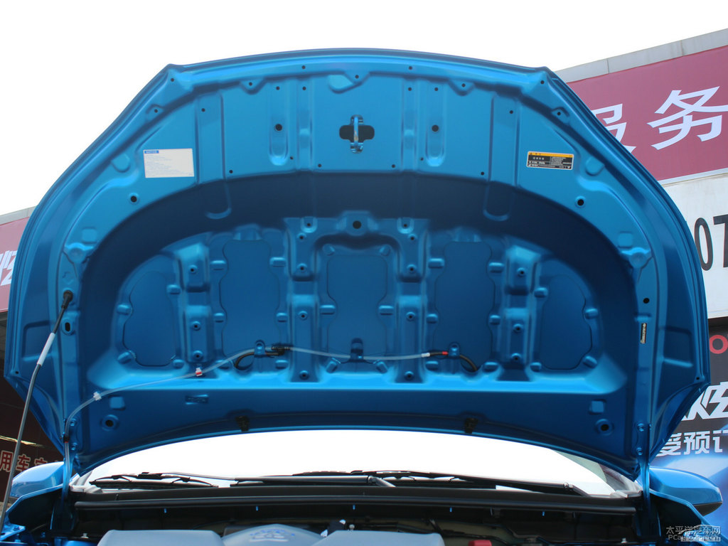 極光藍YARiS L 致炫發(fā)動機其它細節(jié)圖片