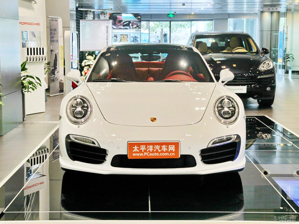 白色保時捷911整車外觀外觀圖片