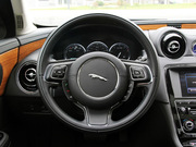 2013款 XJL 2.0T 典雅商務(wù)版