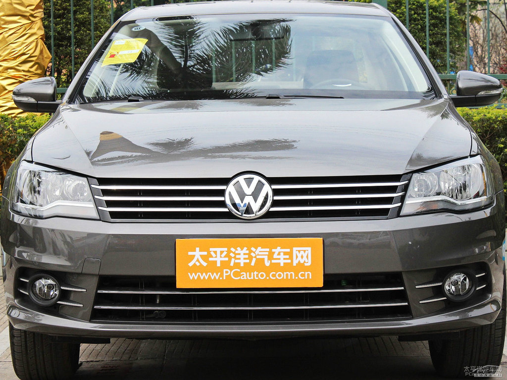 柏林灰寶來車頭外觀圖片