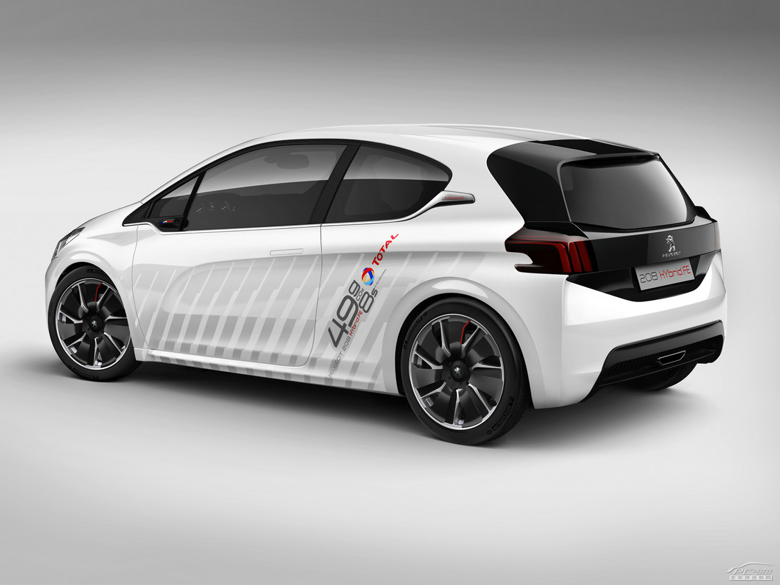 標(biāo)致208外觀高清大圖