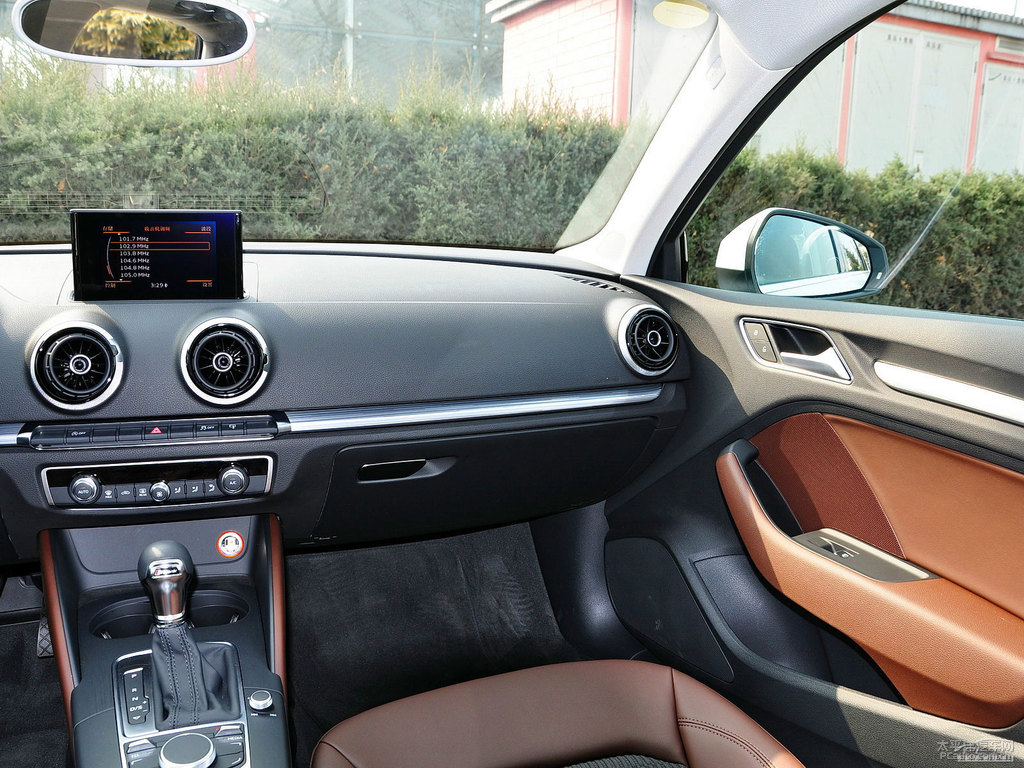 WA3(M)п؃(ni)DƬ