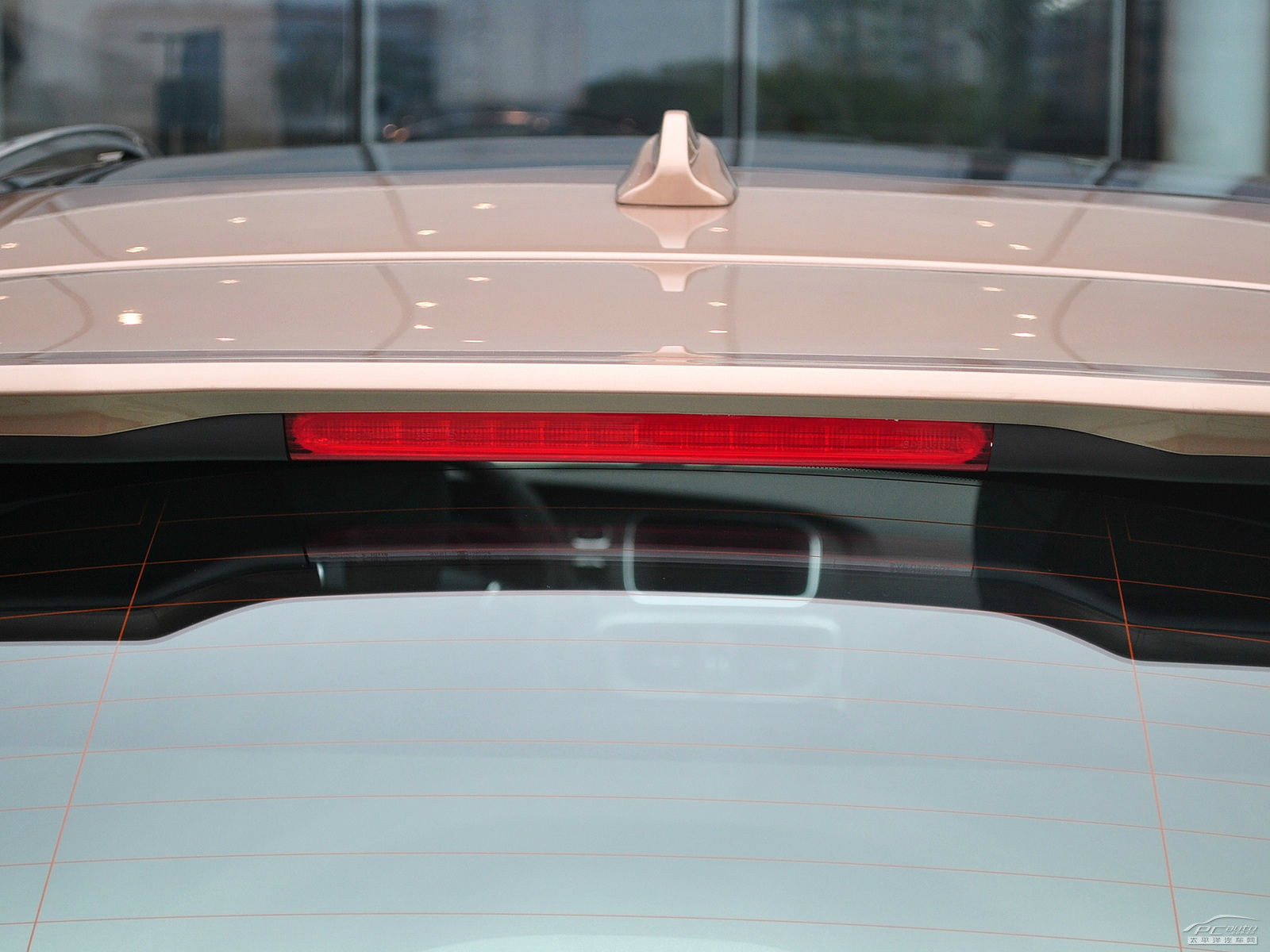 沃爾沃V40外觀高清大圖