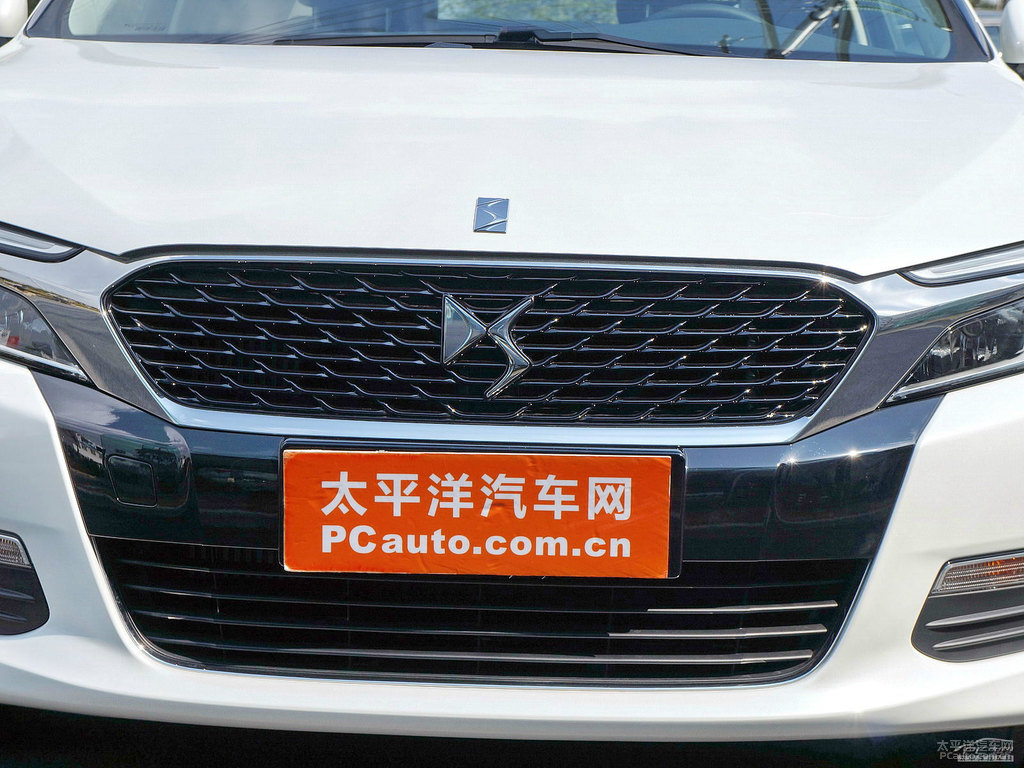 DS 5LS܇(ch)^^(gun)DƬ