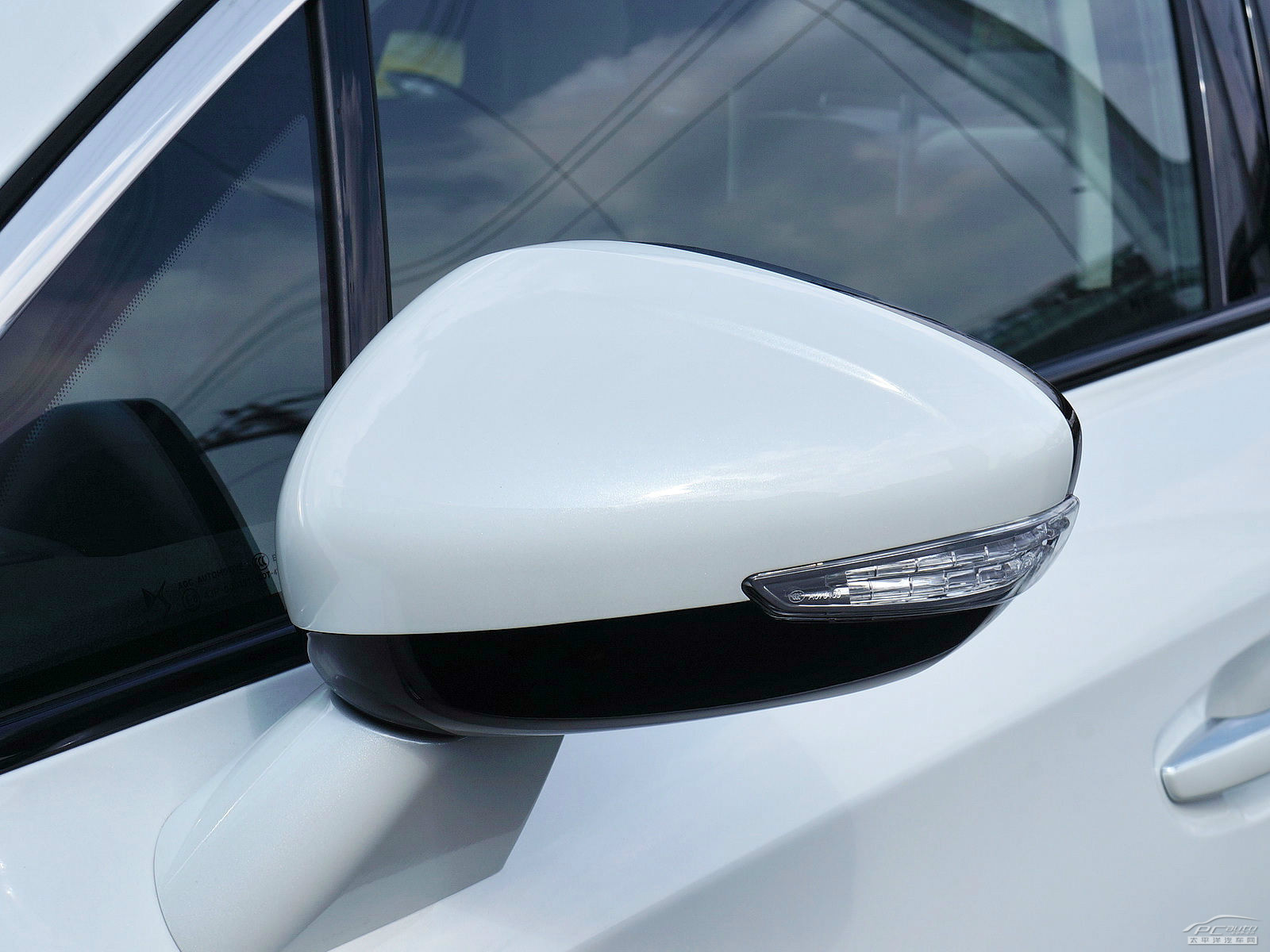DS 5LS外觀高清大圖