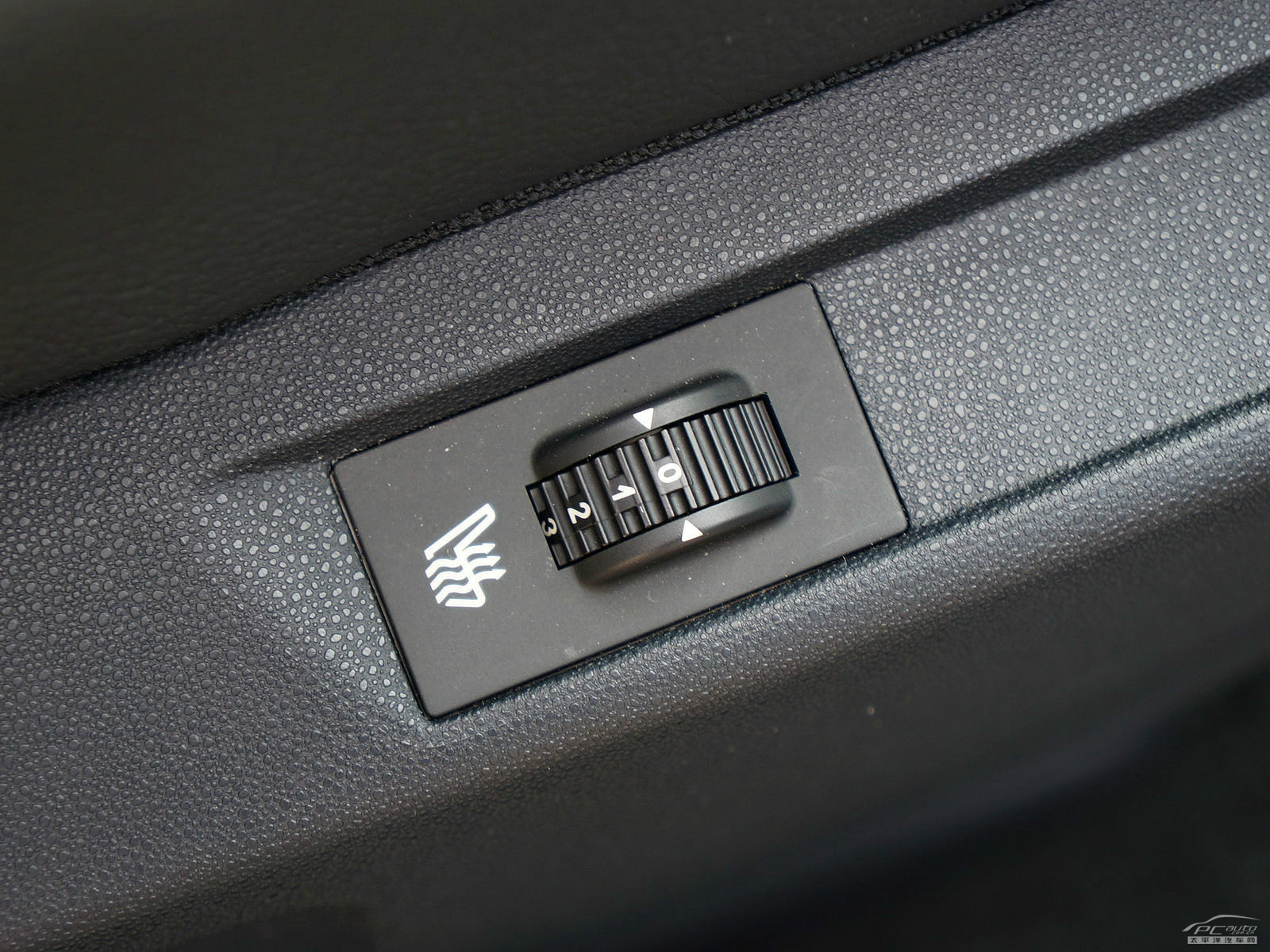 DS 5LS內(nèi)飾高清大圖