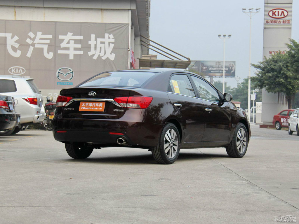 暗櫻紅福瑞迪整車外觀外觀圖片