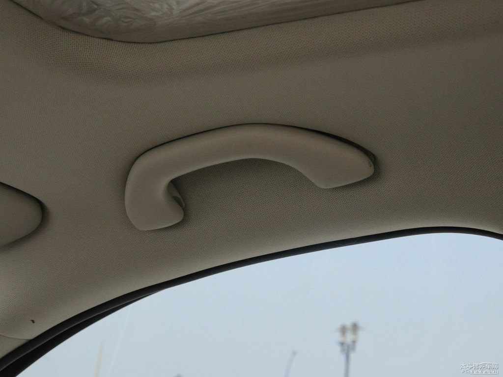 幻影黑寶來車廂內(nèi)飾圖片