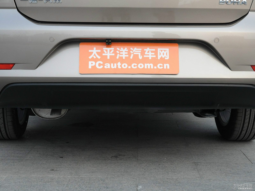 羅馬金寶來車尾外觀圖片