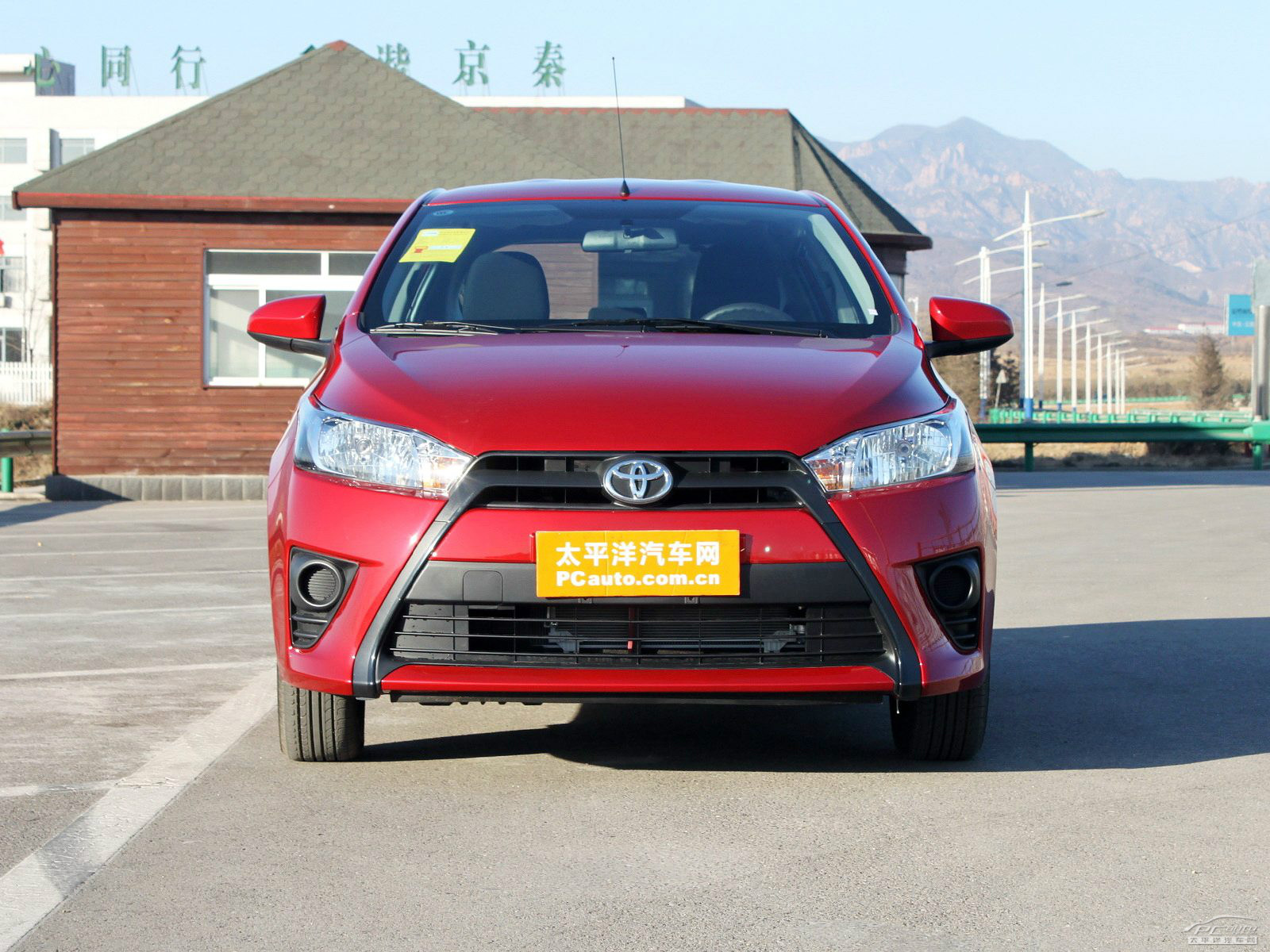 YARiS L 致炫外觀高清大圖