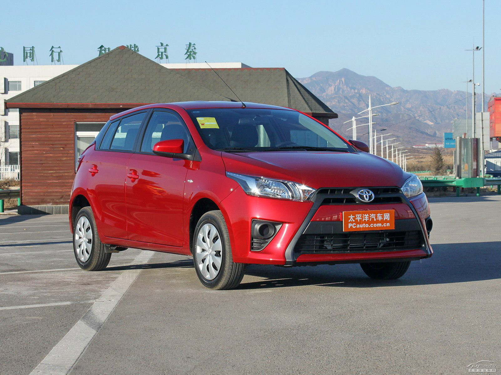 YARiS L 致炫外觀高清大圖