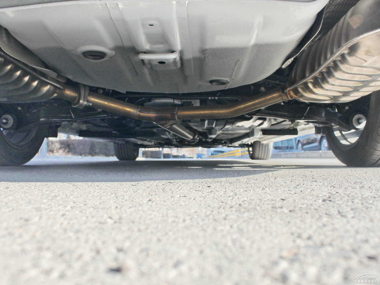 起亞K5凱酷細節(jié)高清大圖