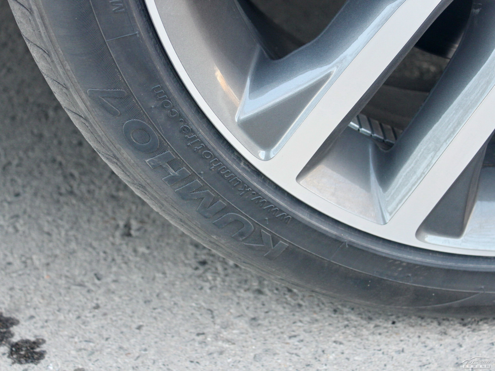 起亞K5凱酷細節(jié)高清大圖