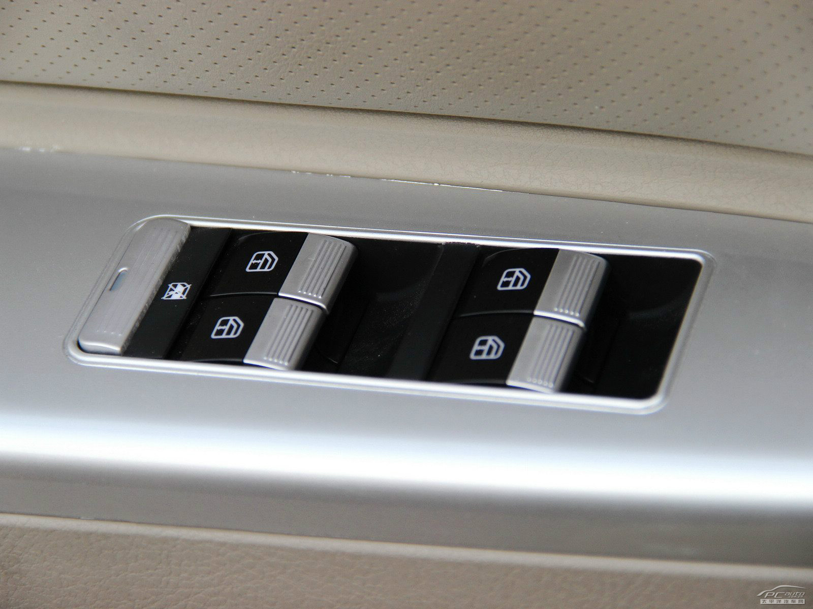 力帆630內(nèi)飾高清大圖