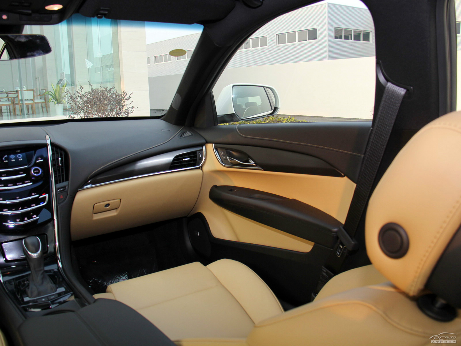 凱迪拉克ATS內(nèi)飾高清大圖