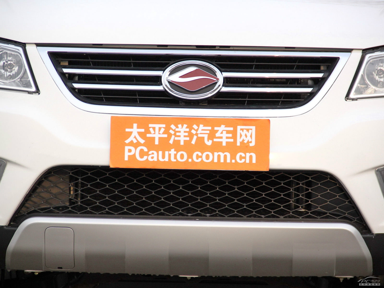 陸風(fēng)X8外觀高清大圖