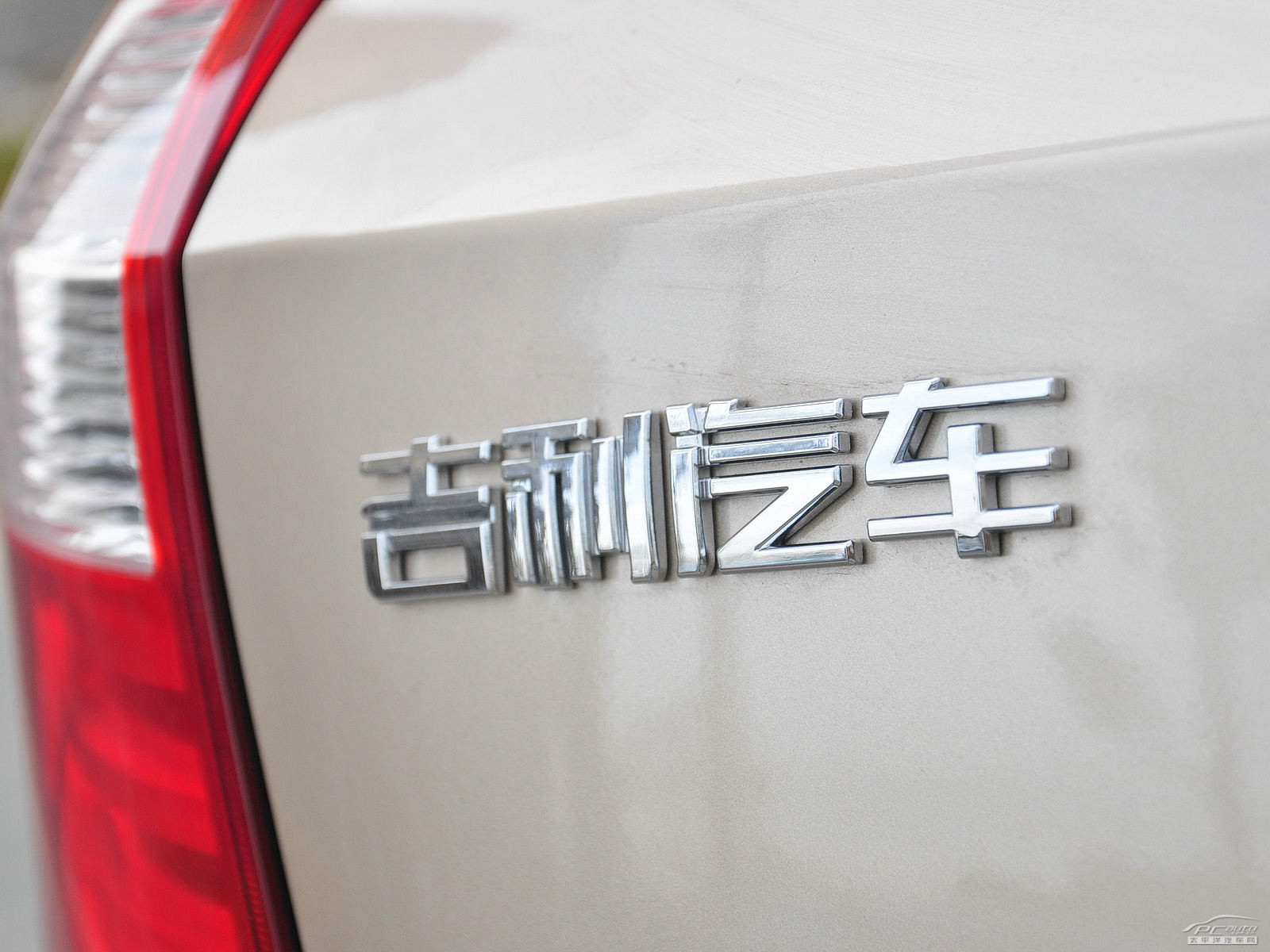 吉利GX7外觀高清大圖