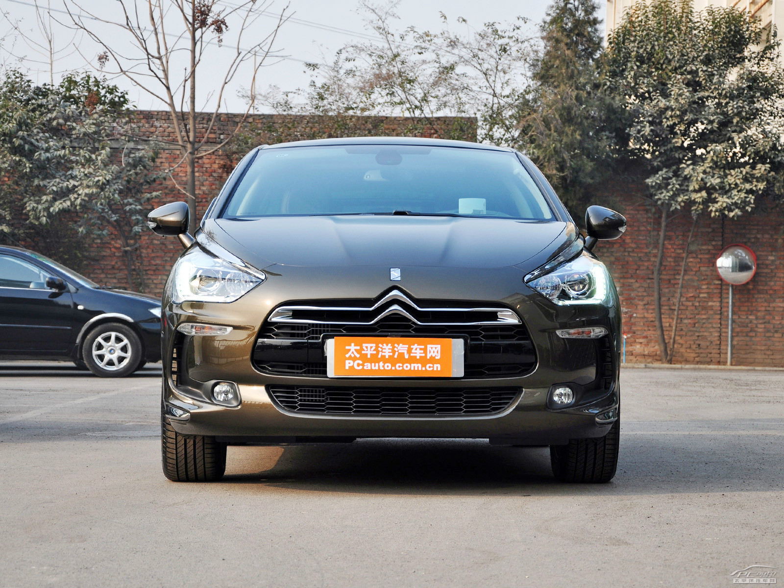 DS 5外觀高清大圖