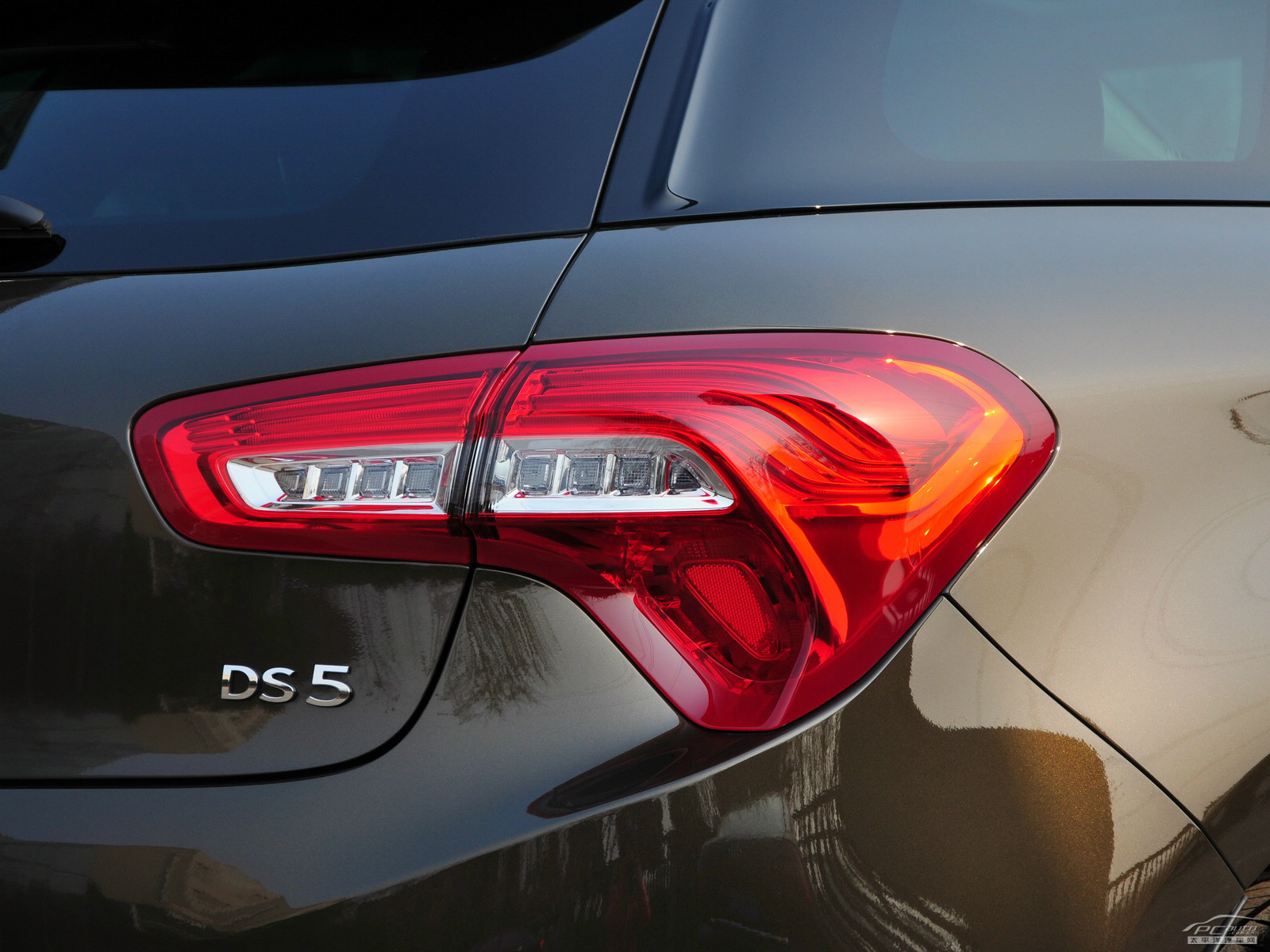 DS 5外觀高清大圖